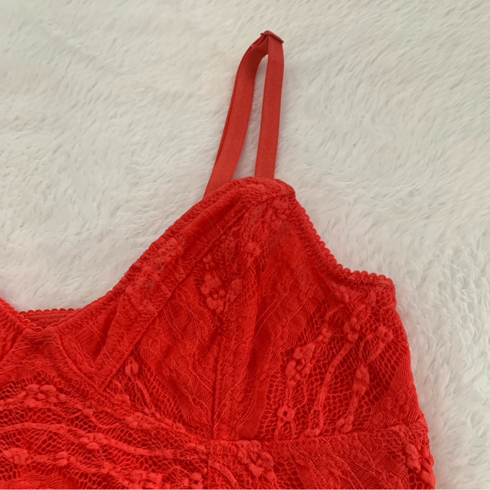 Women’s Small Intimately Free People Blood Orange Lace Longline Bralette - Picture 2 of 4